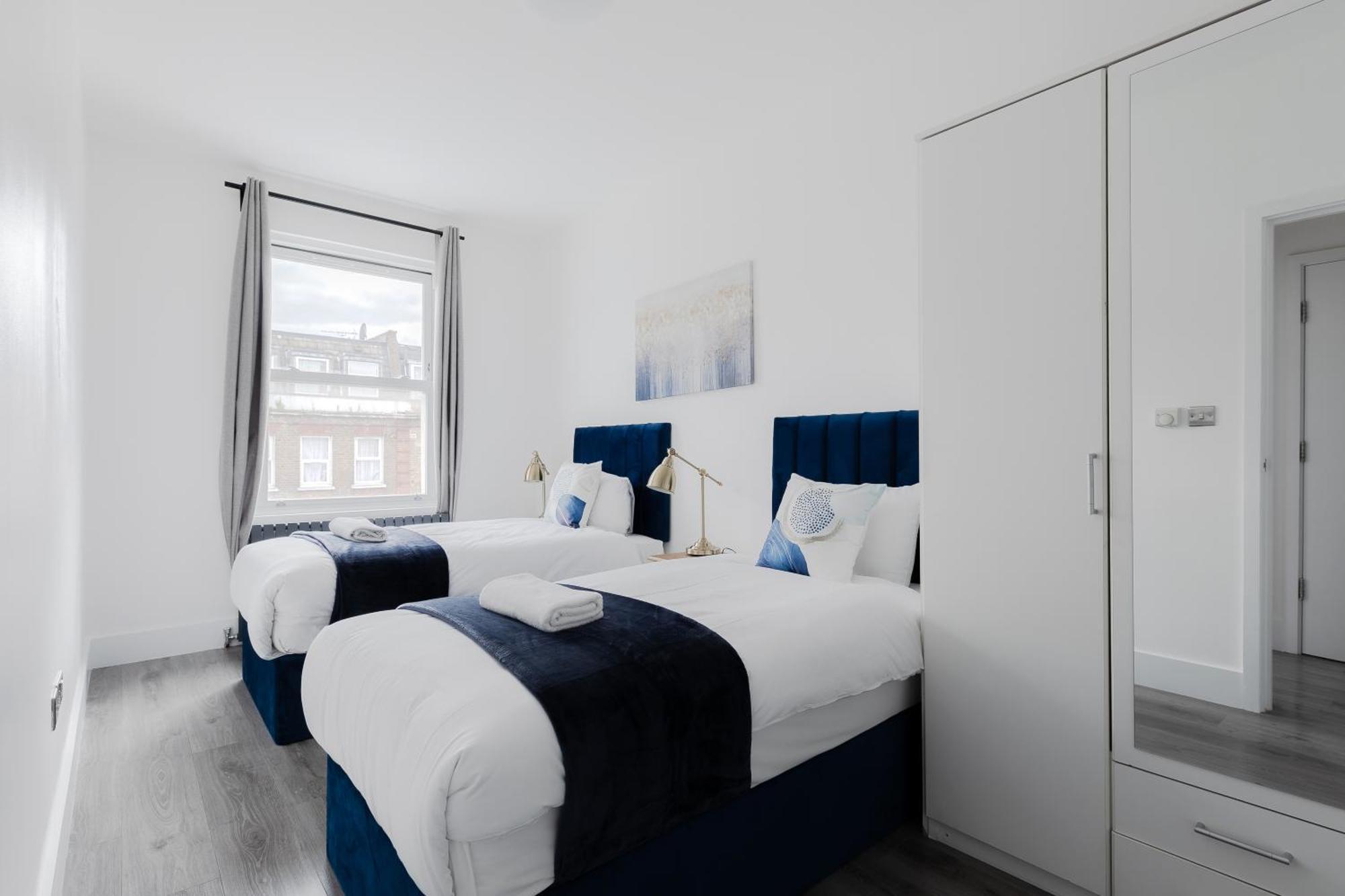 Wonderful Near Portobello Road Apartament